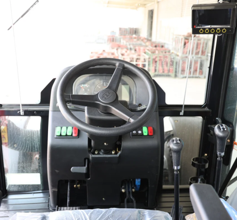 ТРАКТОР YTO ELP2604